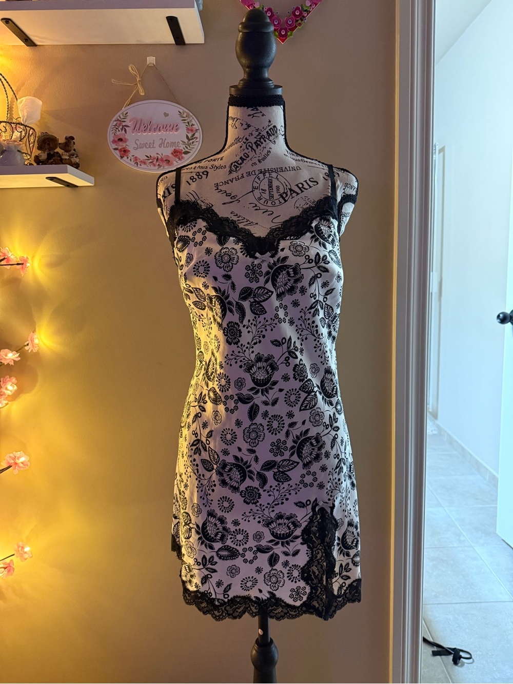 y2k vintage victoria’s secret lingerie slip dress with lace trim